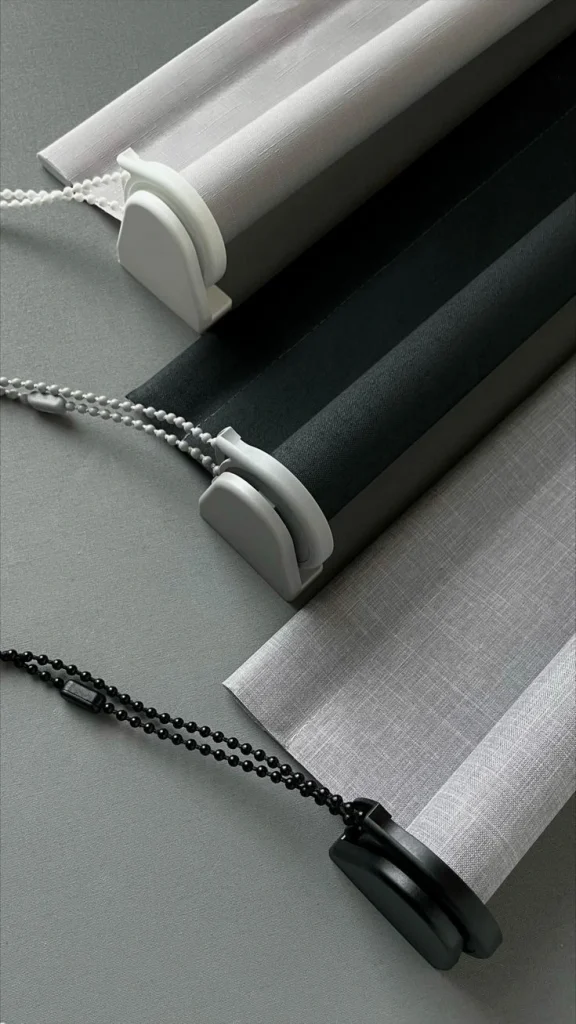 Roller Blind Jakarta Selatan | Solusi Elegan untuk Kantor